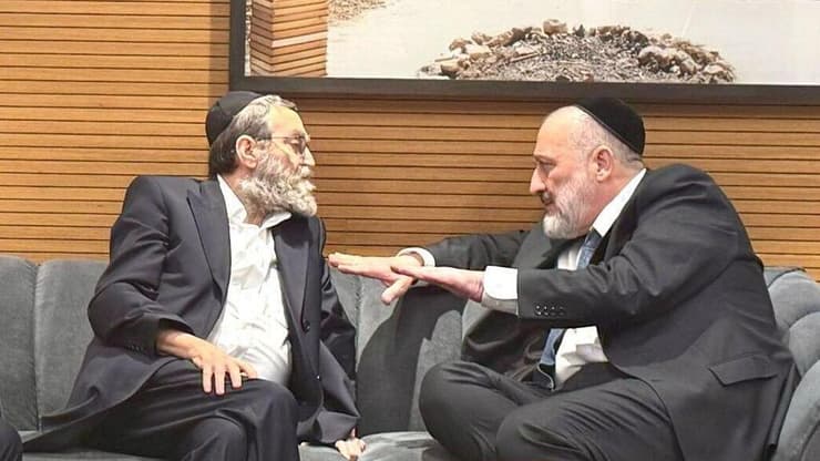יו"ר ש"ס, הרב אריה דרעי, ויו"ר דגל התורה, הרב משה גפני על תקציב הישיבות   