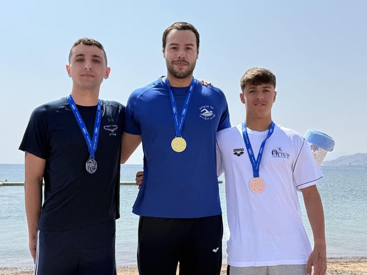 מתן רודיטי עם המדליה