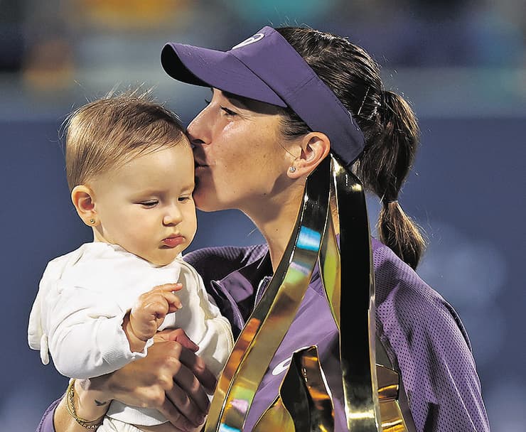 בלינדה בנצ'יץ' ובתה