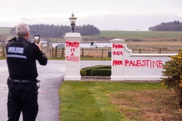 מגרש גולף בסקוטלנד אשר בבעלות דונלד טראמפ, הושחת בכתובות גרפיטי על ידי קבוצות של פרו-פלסטינים