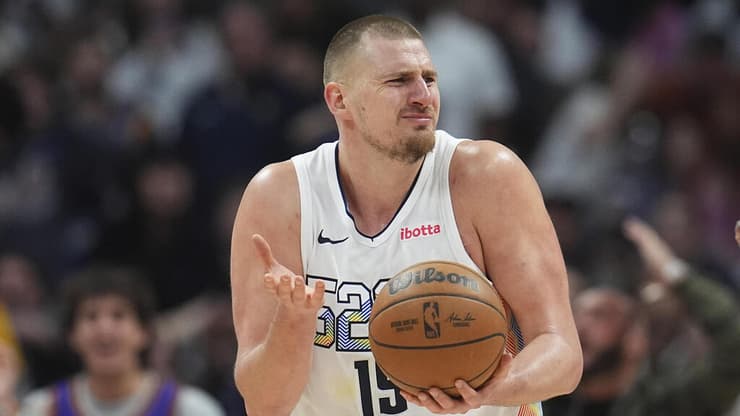 שחקן דנבר נאגטס ניקולה יוקיץ'