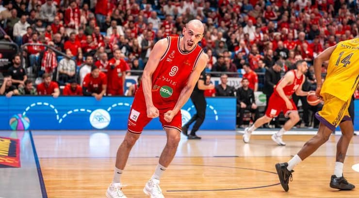 גיא פלטין בטירוף (רועי כפיר) גיא פלטין בטירוף