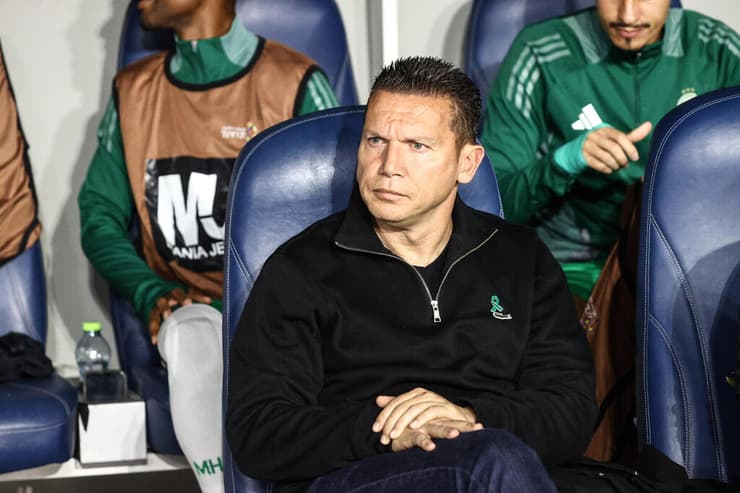 עוד ערב אבוד. בכר (צילום: גיל נחושתן) מאמן מכבי חיפה ברק בכר