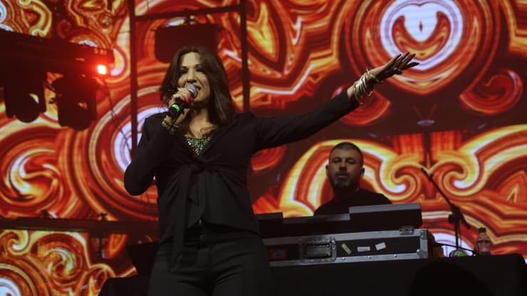 דנה אינטרנשיונל בהופעה, מתוך פסטיבל רוק פתאל