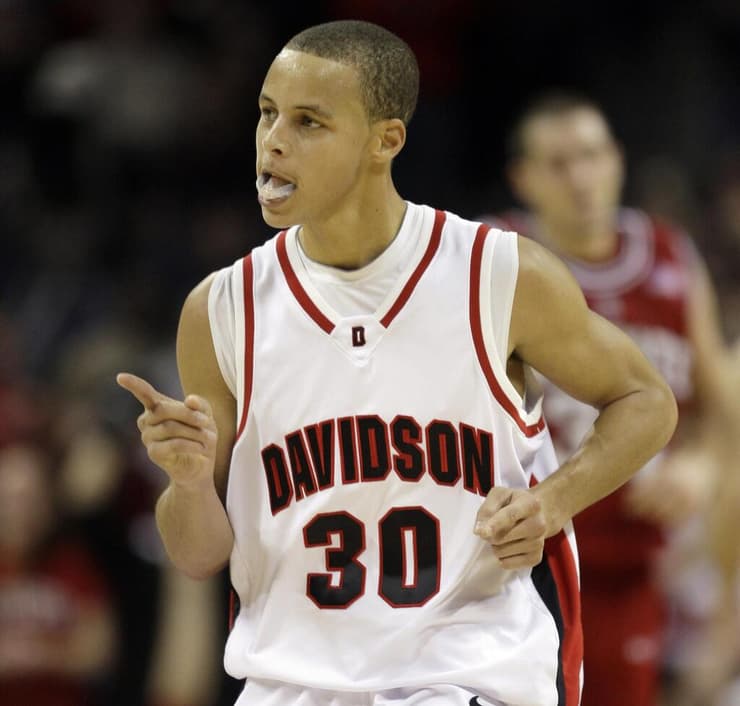 קרי במדי דיווידסון ב-2008 (צילום: AP Photo/Chuck Burton) קרי במדי דיווידסון ב-2008