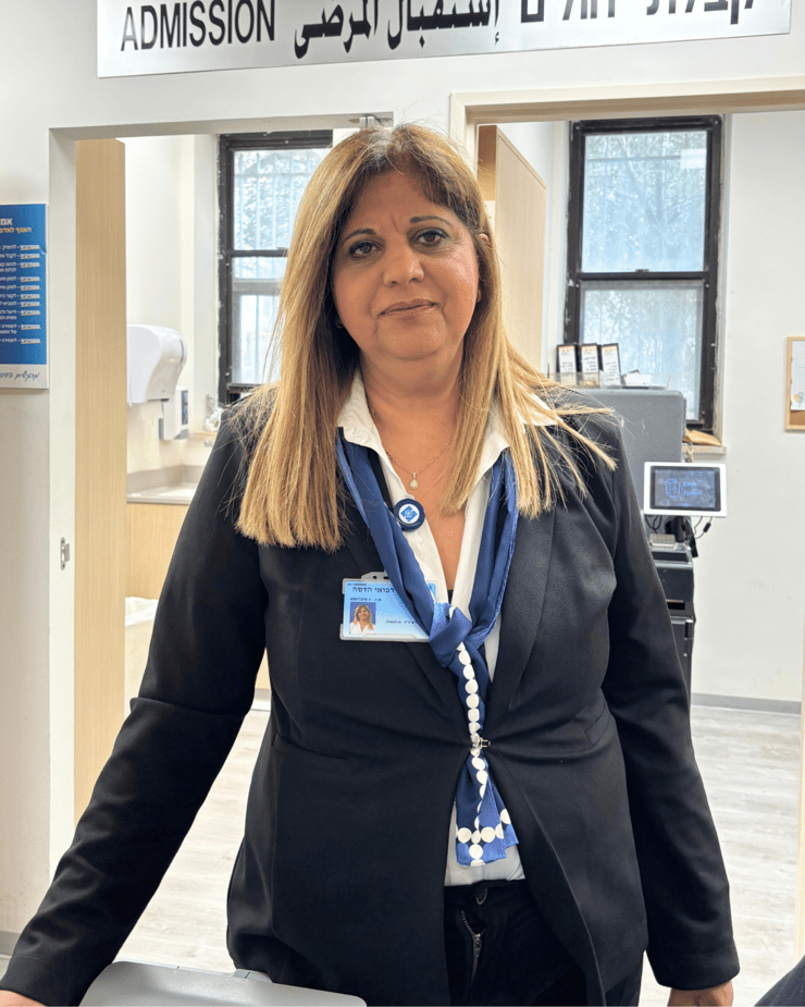 "גם אנחנו למטופלים שלקחו מזמנם ומוקירים. תודה", כוכבה ניסני, סגנית מנהל קבלת חולים (גיל יוחנן) כוכבית ניסני סגנית מנהל קבלת חולים