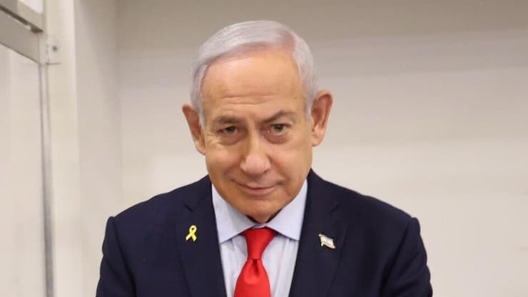 ראש הממשלה בנימין נתניהו נכנס לעדותו בבית המשפט המחוזי בתל אביב