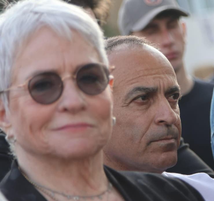 יעל חולדאי ורוני גמזו