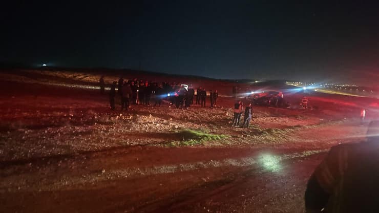 זירת התאונה שבה נהרג גבר בכביש 25 בנגב