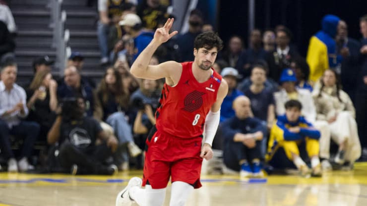 ממשיך להמריא. דני אבדיה (John Heft/Reuters) שחקן פורטלנד טרייל בלייזרס דני אבדיה