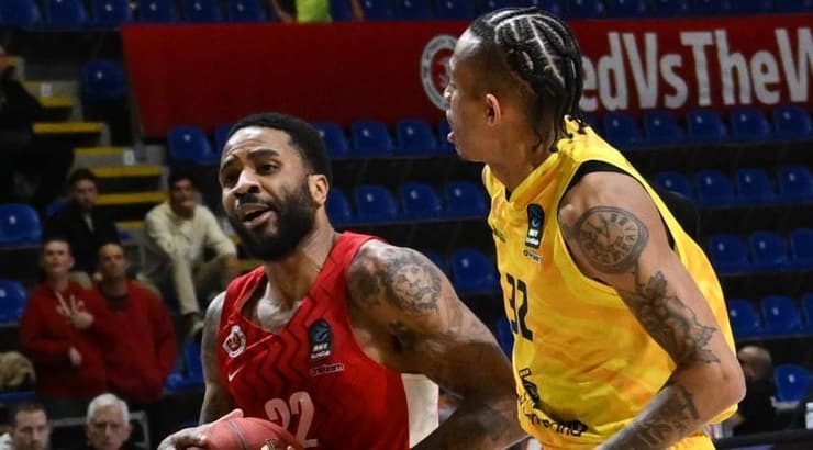 טאריק פיליפ חודר