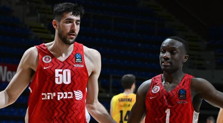 יובל זוסמן וג'ארד הארפר, קלעו שלשות חשובות