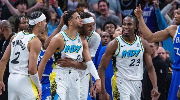 טייריס הליברטון אחרי השלשה (רויטרס) טייריס הליברטון אחרי השלשה