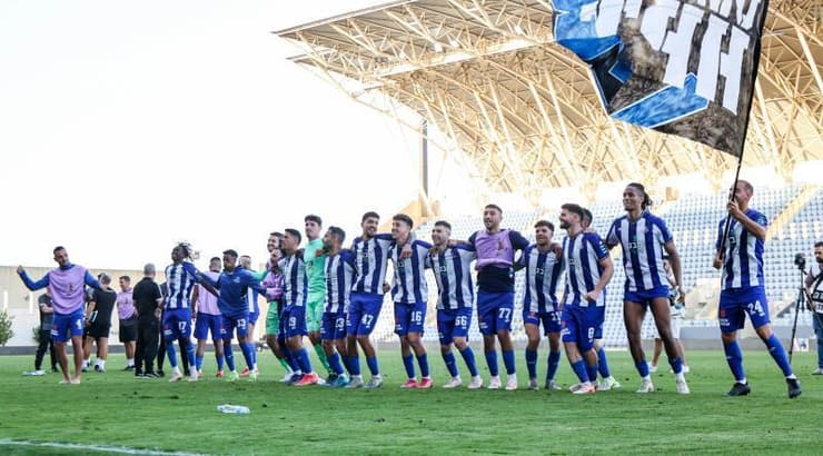 חגיגה של הפועל פתח תקווה (שחר גרוס) חגיגה של הפועל פתח תקווה