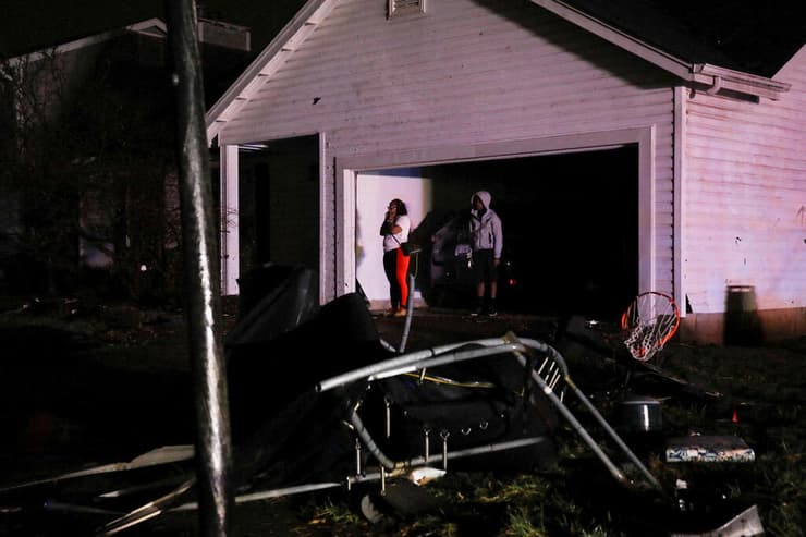 מיזורי ארה"ב נזק סופה סופת טורנדו