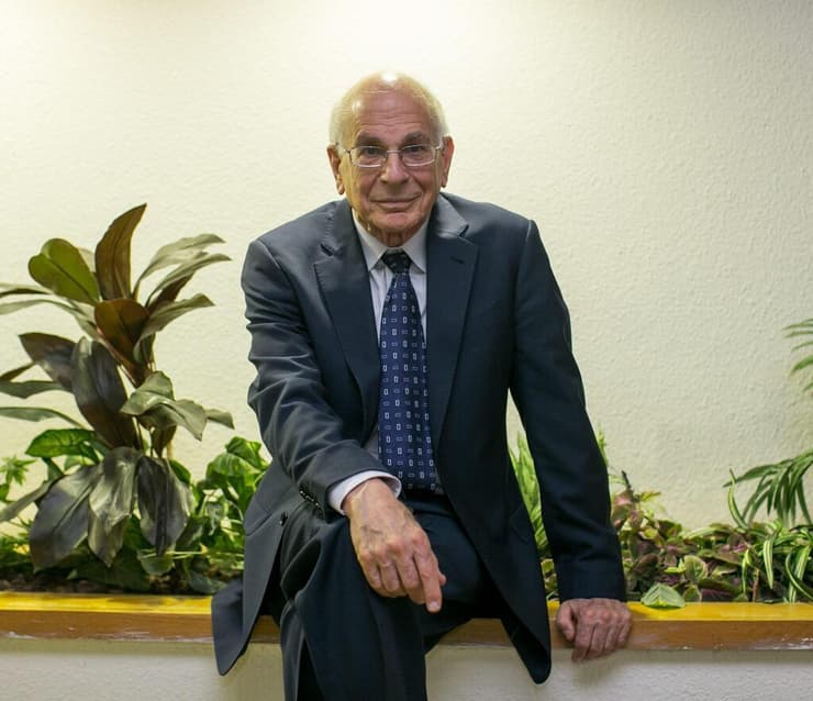 פרופ' דניאל כהנמן