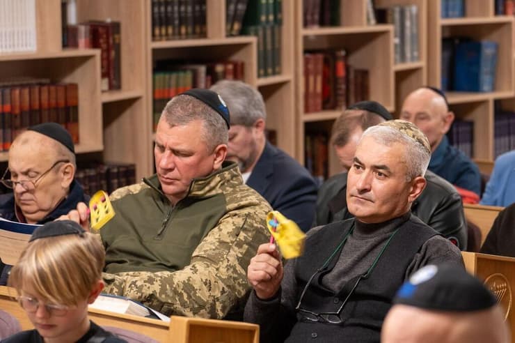 קריאת המגילה בקייב