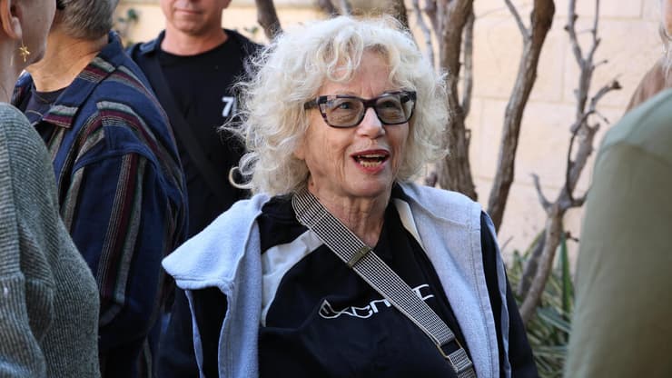 חוה אלברשטיין