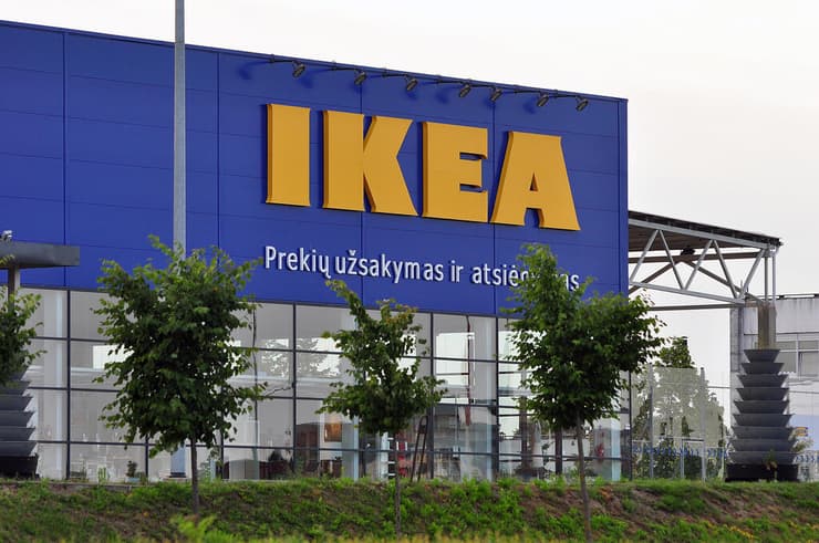 סניף איקאה בליטא. גם היא מאשימה את רוסיה בהצתות (צילום: Vytautas Kielaitis / Shutterstock) וילנה ליטא איקאה