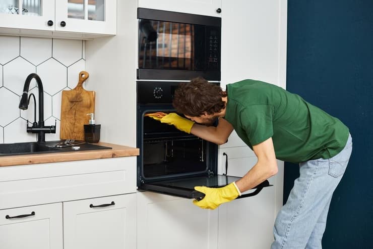 גם פעילות יומית של 15-10 דקות ברצף, אם מתבצעת בעקביות, יכולה לתרום באופן ממשי לבריאות (צילום: Shutterstock) ניקיון