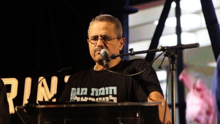 הפגנת חירום בהובלת פורום האלופים בכיכר הבימה בתל אביב