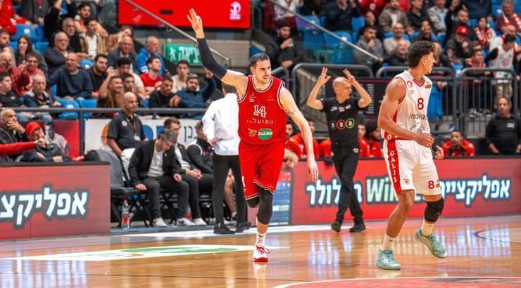 עוז בלייזר בטירוף (רועי כפיר) עוז בלייזר בטירוף