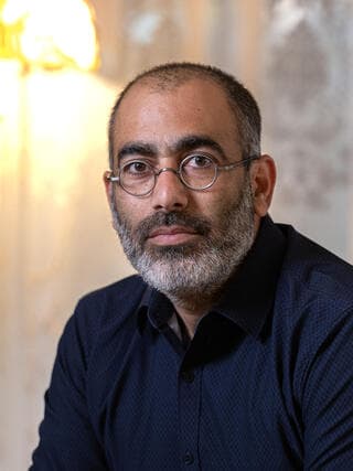 פרופ' יוסי לוי בלז