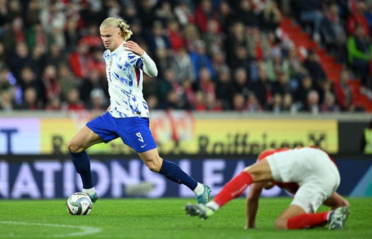 ישראל תנסה לעצור אותו. הולאנד (צילום: Christian Bruna/Getty Images) ישראל תנסה לעצור אותו. הולאנד