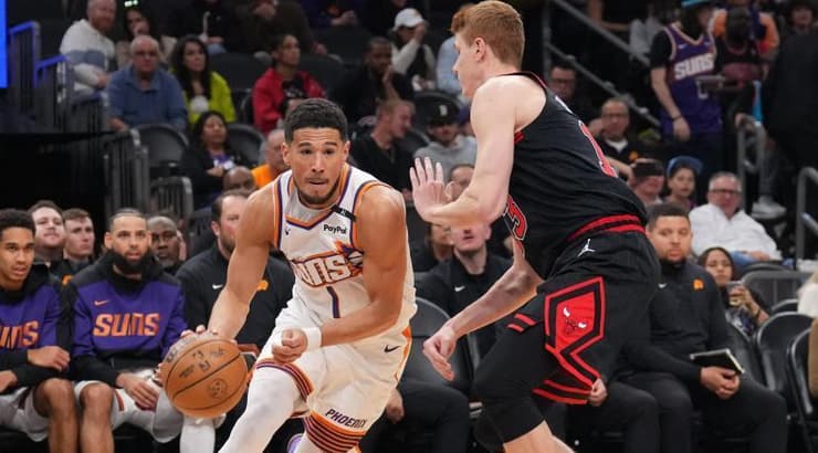 כיכב. דווין בוקר (רויטרס) כיכב. דווין בוקר