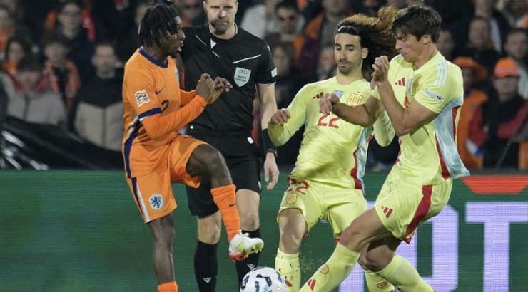 ג'רמי פרימפונג מול מארק קוקוריאה (רויטרס) ג'רמי פרימפונג מול מארק קוקוריאה