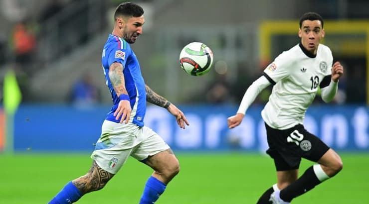 מטאו פוליטאנו משתלט (רויטרס) מטאו פוליטאנו משתלט