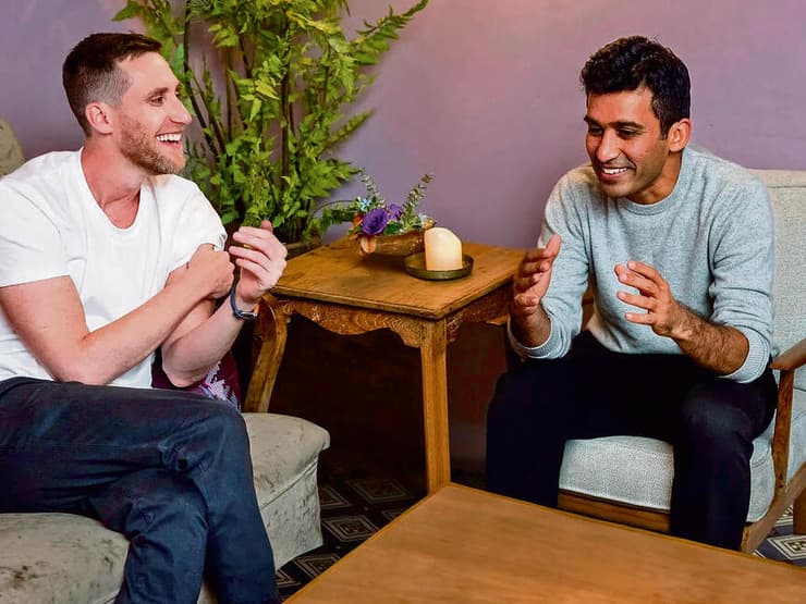 שרדול שאה ואסף רפפורט. "לרוב החברות לוקח שנים להבין את מה שהם הבינו תוך כמה שבועות" (צילום: ערן בארי באדיבות Index Press) yk14304237