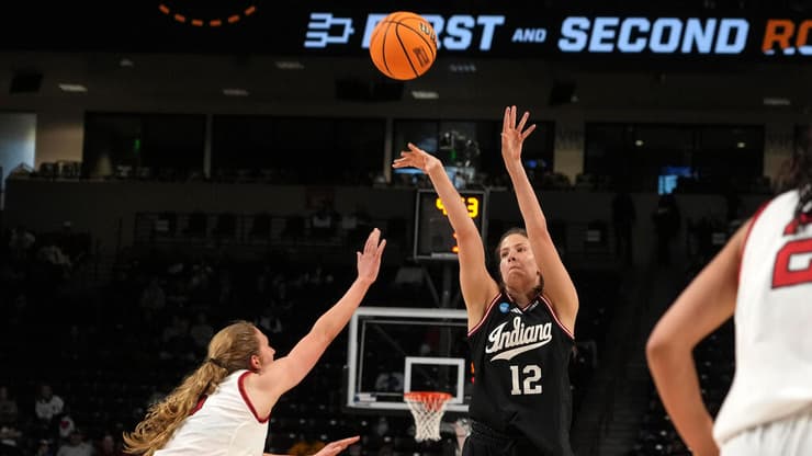 גרזון בדרך לעוד שתי נקודות, הערב מול יוטה (צילום: AP Photo/David Yeazell) גרזון