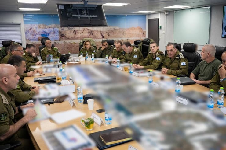 הרמטכ"ל אייל זמיר, וראש השב"כ רונן בר, בהערכת מצב ביטחונית בפיקוד דרום