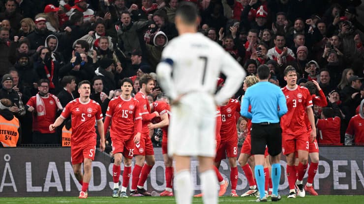 הוילונד והחברים חוגגים, רונאלדו המום (צילום: Jonathan NACKSTRAND / AFP) רונאלדו