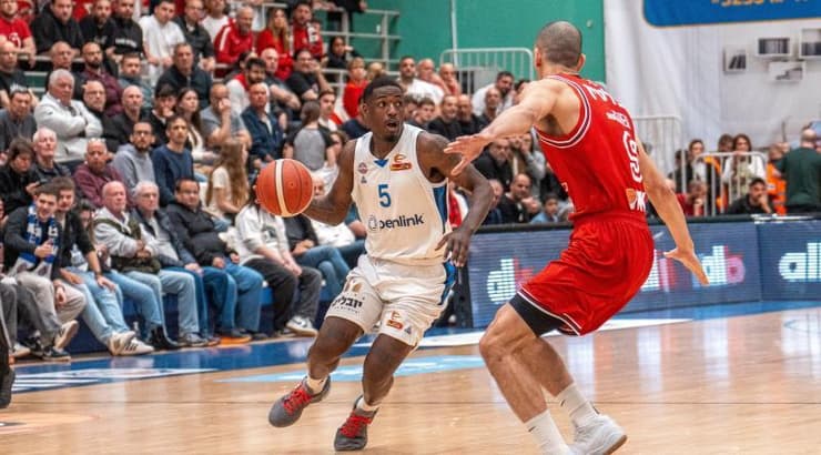 דשון פרנסיס מול גיא פלטין (רועי כפיר) דשון פרנסיס מול גיא פלטין