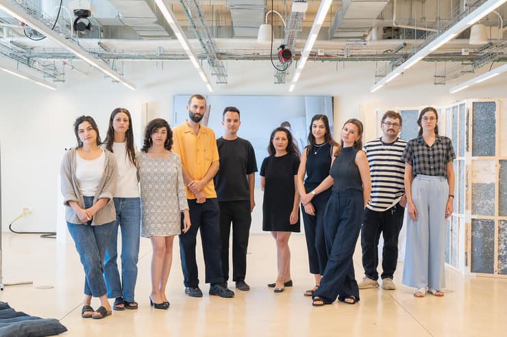 צוות מעבדת SOFT בבצלאל אקדמיה לאמנות ועיצוב ירושלים (צילום: יום עומר) צוות מעבדת SOFT בבצלאל אקדמיה לאמנות ועיצוב ירושלים