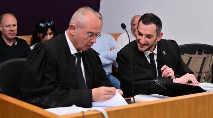 רועי רוזן וצביקה בר נתן