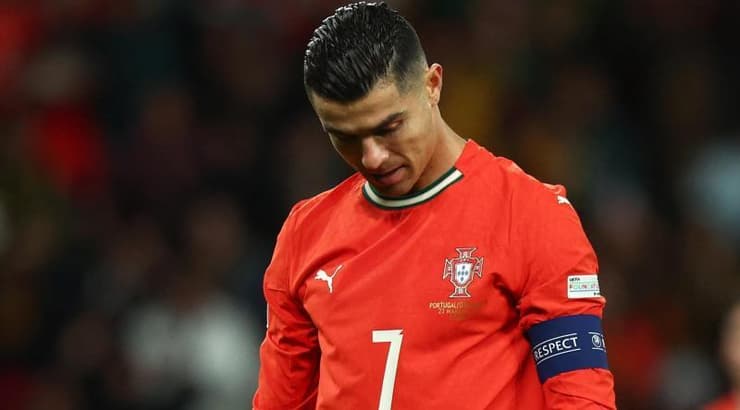 כריסטיאנו רונאלדו מאוכזב (רויטרס) כריסטיאנו רונאלדו מאוכזב