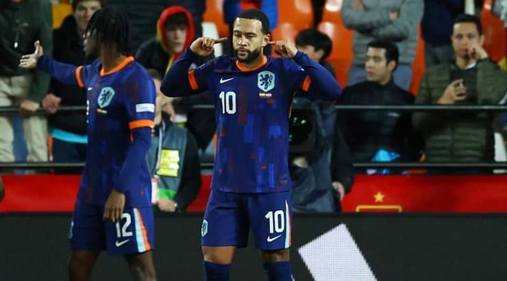 ממפיס דפאי עם סימן ההיכר