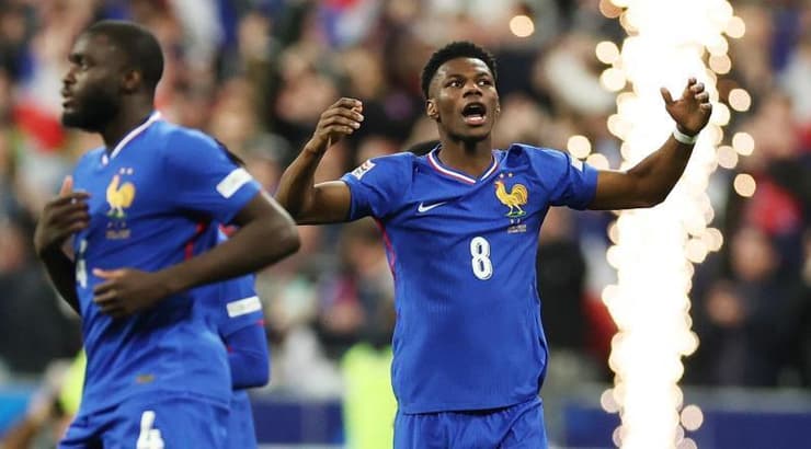 אורליאן טשואמני מלהיט את הקהל