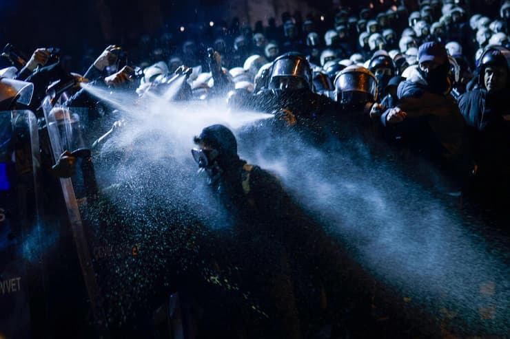 צילום: KEMAL ASLAN / AFP טורקיה איסטנבול הפגנות הפגנה מחאה על מעצר ראש העיר