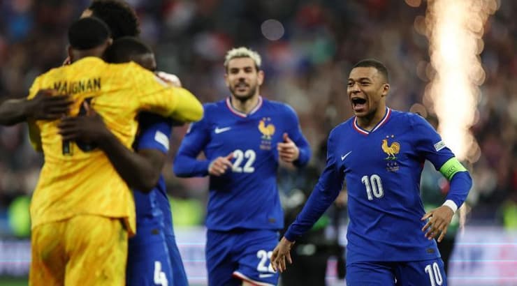 שאגות שמחה בצרפת