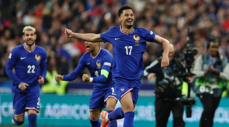 וויליאם סאליבה מאושר