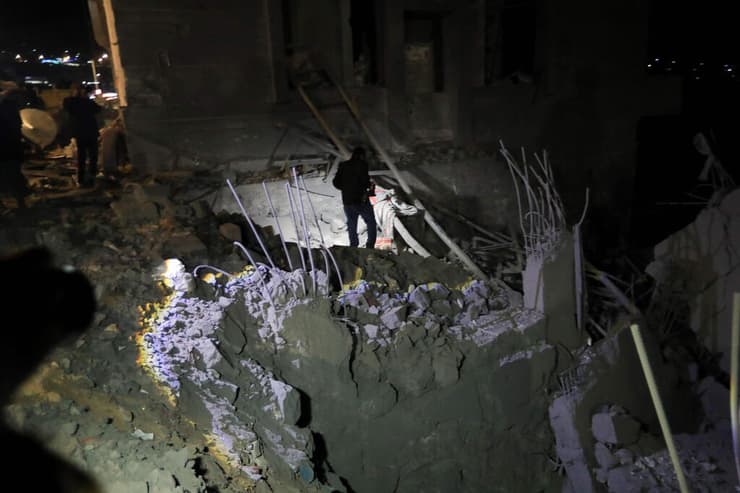 הריסות בבירת תימן (צילום: Mohammed HUWAIS / AFP) צנעא