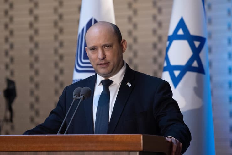 "לא הודחתי, ב-92' סיימתי מסלול לוחם. כהן חשף את הפרנויה של נתניהו". בנט (צילום: אלכס קולומויסקי) נפתלי בנט