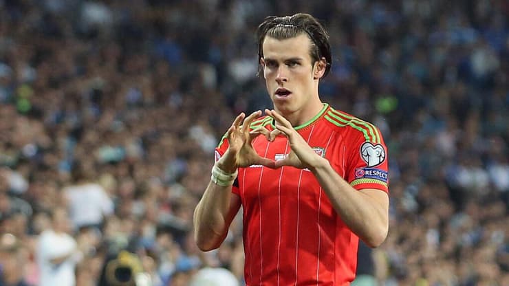 במדים הלאומיים הוא נתן הכל. בייל (צילום: עוז מועלם) גארת' בייל