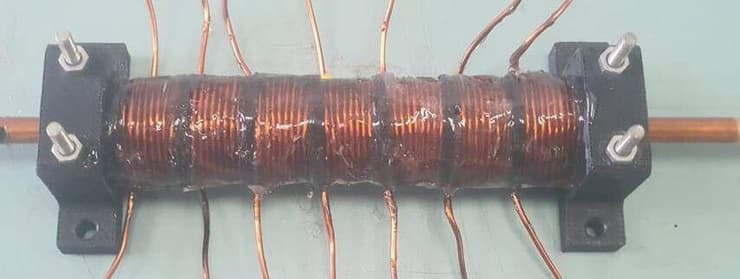 תותח הסליל עם 7 סלילי האצה