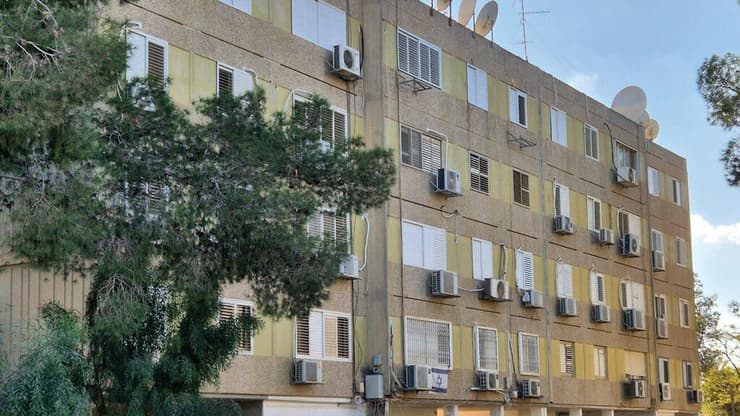 "חשיבות ציבורית מובהקת" מבנים ישנים בדימונה (צילום: אורי חודי) "חשיבות ציבורית מובהקת" מבנים ישנים בדימונה