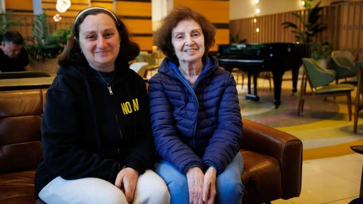 כפר המכביה לנה טרופנוב